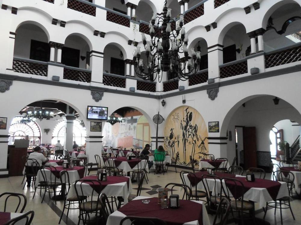 Hotel Colonial Manzanillo Esterno foto